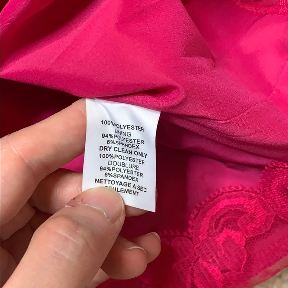 Trina Turk Flutter-Sleeve Crepe V-Neck Shift Dress - Picture 4 of 5